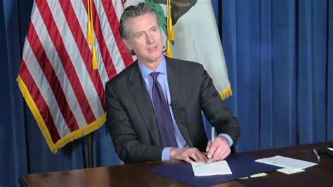 Gov. Newsom signs bill repealing doctor-muzzling COVID misinformation law he signed a year ago